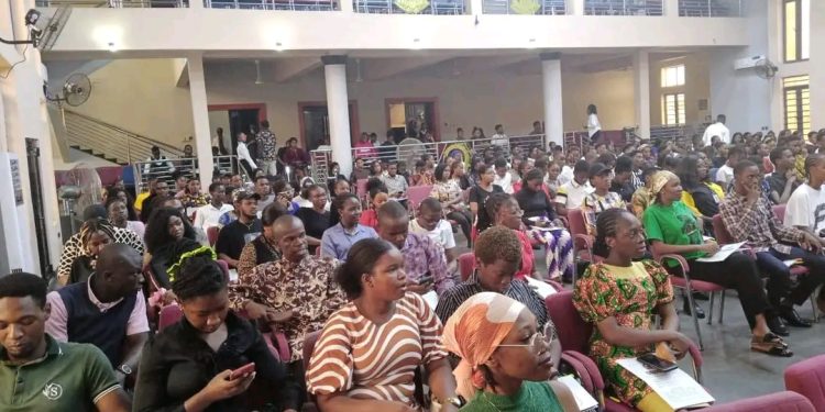 Group Organizes Seminar For UNIZIK Finalists On After-School Life, Career, Job Seeking.