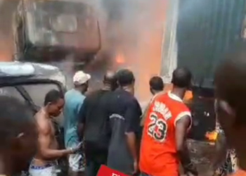 Again, Fire Razes Items Worth Multimillion Naira in Anambra, Bank, Others Saved