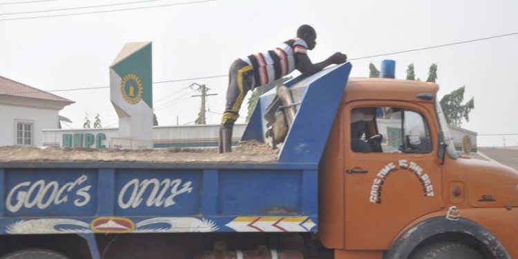 Tipper Drivers To Block Onitsha-Enugu Highway Over Forceful Taxation By Onitsha-South TC Chairman