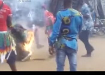 Throwback: How Masquerade Burnt to Death in Anambra (Video)