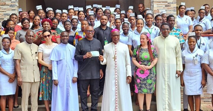 Peter Obi Visits St. Charles Borromeo Hospital In Onitsha, Donates N10m
