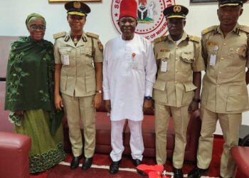 Sen. Umeh Meets Comptroller General Of Nigerian Immigration Services, Addresses Fate Of Citizens In Diaspora