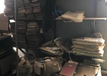 Senator Tony Nwoye Shocked at The State of Onitsha Library Built 58 Years Ago.