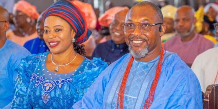 Chidoka family’s NGO pays school fees for 530 Anambra students