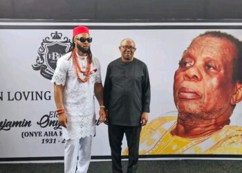 Peter Obi Condoles With Flavour At His Father’s Funeral (Photos)