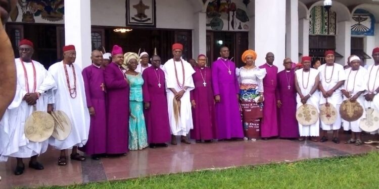 Unite to fight injustice, promote peace – Igwe Achebe tells churches, communities