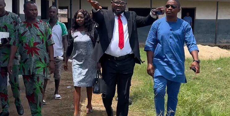 Zobis Cable CEO, John Ezeobi, Visits Alma Mater, Vows to Transform it in 2 Months (Pics/Video)