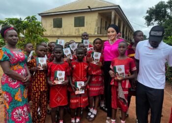 Cultural Activist, Dr. Krystal Chanchangi Takes Education Empowerment to Anambra Community