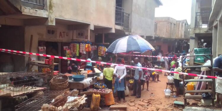 Amawbia Building Collapse: ACTDA Seals Off Sections Of Eke Oyibo Market.