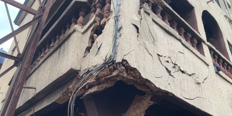 Building collapse: ACTDA ejects occupants from dilapidated structure in Ifite