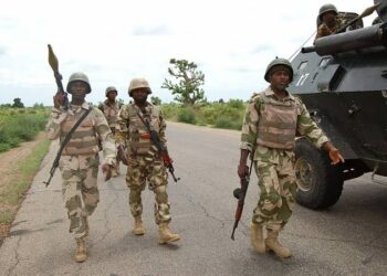 Soldiers Arrest Fleeing IPOB Members In Anambra