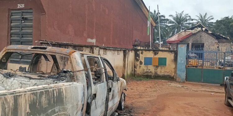 Bomb attack: Oba Regent sympathises with family of slain cop, warns against unguarded utterances