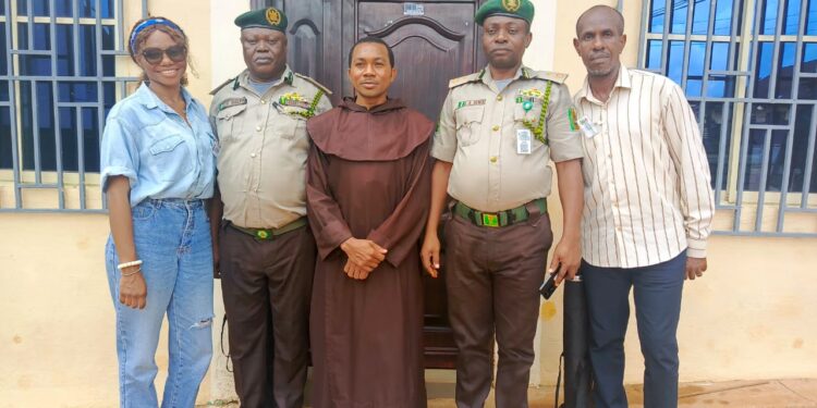 52 Onitsha female inmates empowered on washable sanitary pads