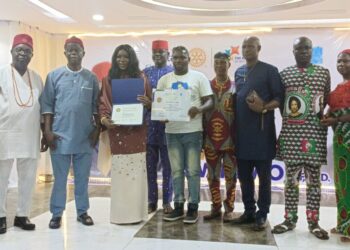 A Well-deserved Recognition: Prof. Orogbu Honoured By The Rotary Club Of Awka