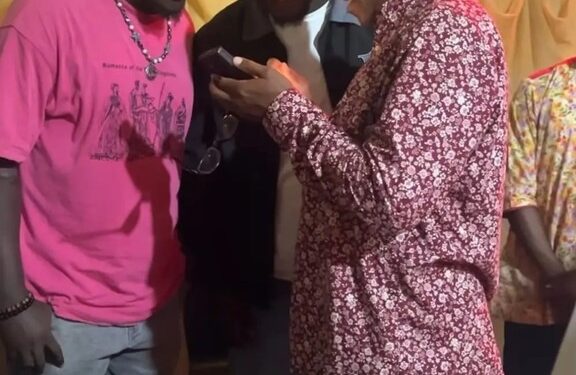 Peter Shocks Comedian Brothers As He Attends Their Show With No Security- Pic