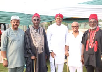 Ide Umuawulu Bags Excellent Humanitarian Service Award, Donates 5 Million to Offset Medical Bills of Over 100 Patients at COOUTH Amaku, Awka