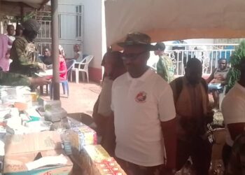 Army offers free medical outreach to Anambra community