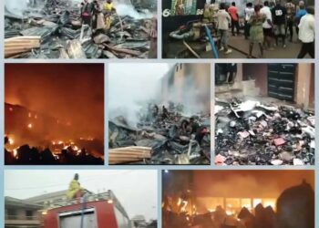 Lady Attempts Suicide, As Early Morning Fire Razes Multimillion Naira Goods in Nnewi (Videos)
