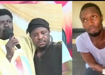 Fiery Catholic Priest, Ebube Muonso Warns Kidnappers in Anambra.