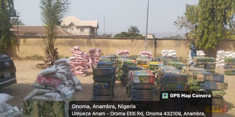 Anambra lawmaker distributes 3,000 bags of rice, 900 bags of fertilizers, farming tools to constituents