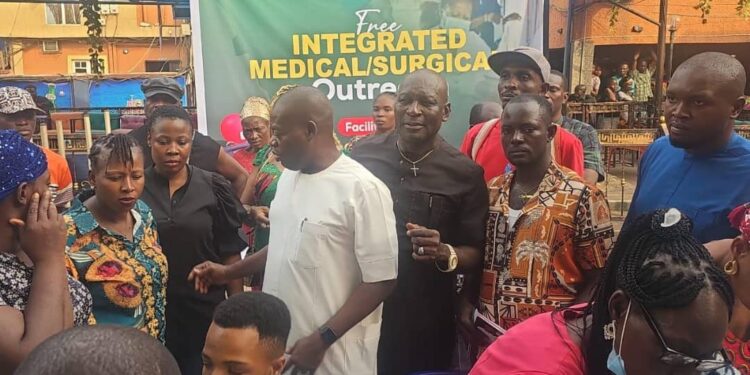 Nwoye partners NPHCDA, donates N15m to vulnerable persons in Anambra community