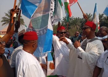 Anambra 2025: Umueri agog as Ikemba Front presents flag to preferred aspirant, Chukwuma