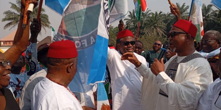 Anambra 2025: Umueri agog as Ikemba Front presents flag to preferred aspirant, Chukwuma