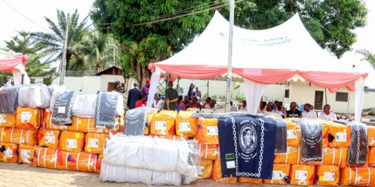 Nwoye Donates Wrappers to 25,000 Catholic, Anglican Women, Car to Constituent Member
