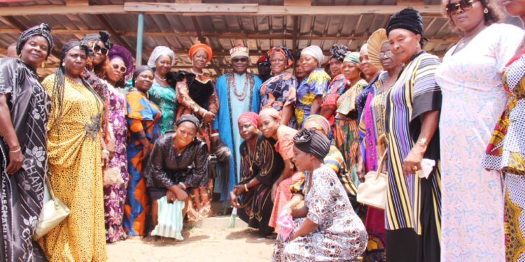 Inyom Oba Congratulates Igwe Emelobe on Emergence as Oba Monarch, Assures Women Support