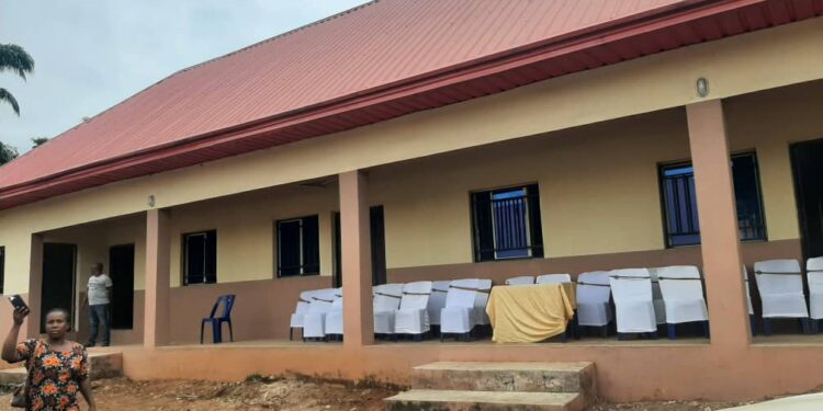 Community Hands Over School to Anambra Govt