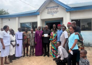 Obi Boosts Healthcare, Education in Anambra Community with ₦5m