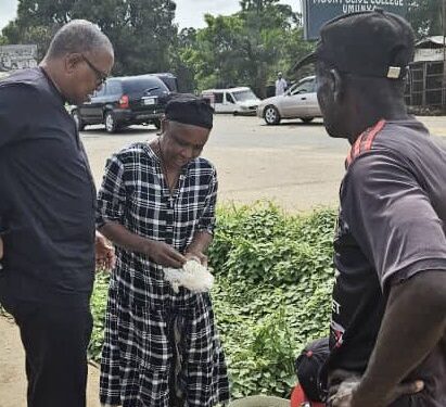 Man Narrates How Peter Obi Rescued an Elderly Woman In Distress
