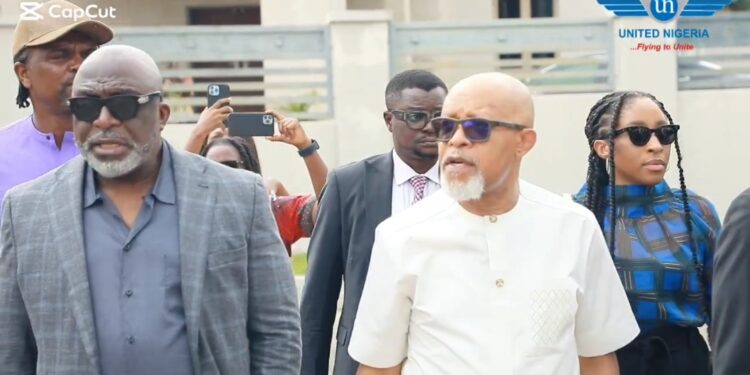 United Nigeria Air CEO, Okonkwo, Kanu Nwankwo, Others Pay Visit To the Biggest Cardiac Centre in Anambra (Video)