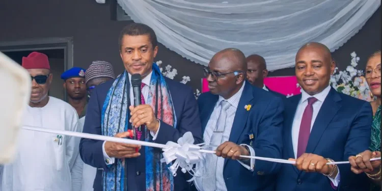 Anambra-Born Paediatrician, Dr. Philip Ozuah Redeems $1M Pledge To UI