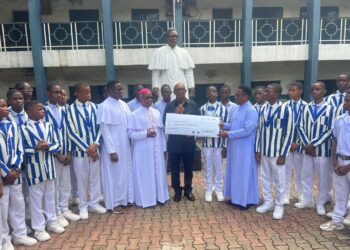 Obi Donates ₦50 Million to Alma Mater, Replies Edo Governor