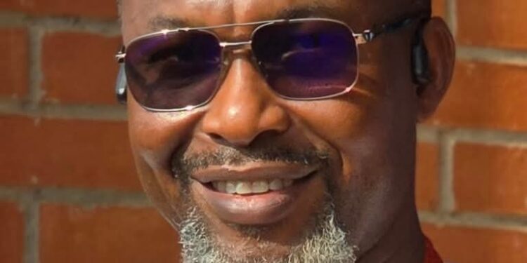 Nigerians Celebrate Former Aviation Minister, Chidoka on his Birthday.