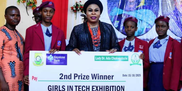 Keystone Bank Chairman Rewards Young Scientists and “Girls in Tech” Innovators at FAPSCON 2025
