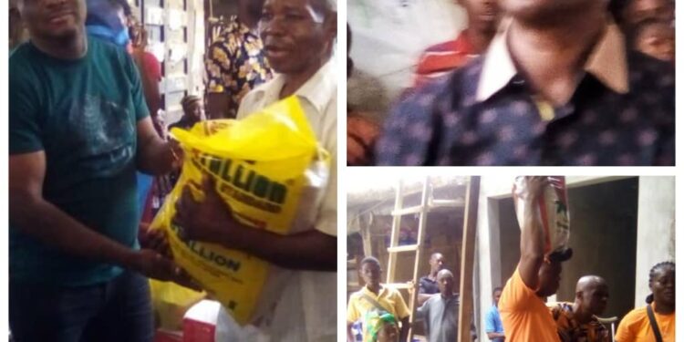 Excitement as Market PG Gifts Food,₦40,000 Each to Poor, Elderly in Anambra 
