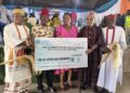 Senator Umeh Gives Scholarship To 326 Students in Anambra. 
