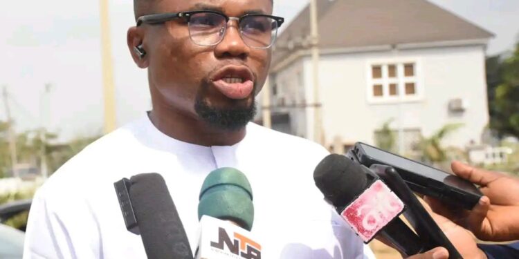 Anambra Man Accused of Defrauding Romanian Woman Visits EFCC, Denies Allegation 