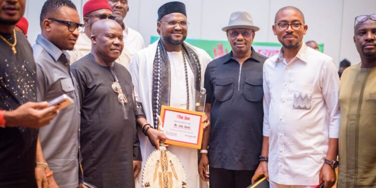 Igbo Billionaires Celebrate Zobis CEO on Sun Newspaper Industrialist of the Year Award