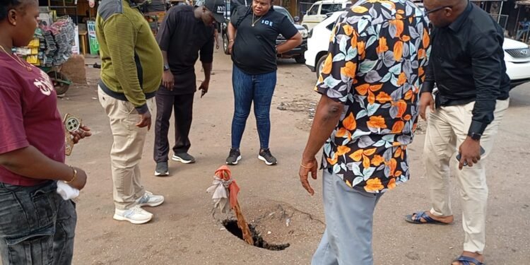 Idemili North Mayor Promises to Commence Rehabilitation at Failed portion of Afor Nkpor Road Junction in 24 hours 