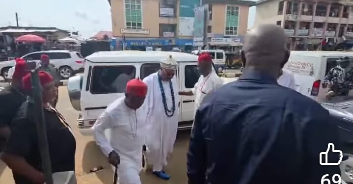 Ndigwe Dares Soludo, Parades Awka as Ezeuzu.