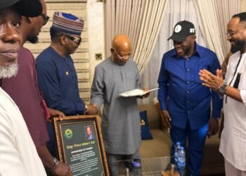 Arthur Eze Named Grand Patron of RTIFN, Donates Mercedes Benz,Cash. 