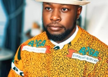 In Ihiala 2 Constituency, Divine Ngobidi Squares up against Hon. Golden Iloh
