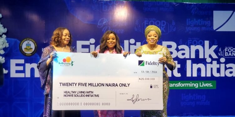 Jubilation as Soludo’s wife, Fidelity Bank empower 1950 women, children, others in Anambra 