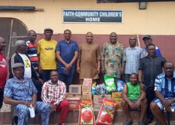Jubilation as Anglican fathers fete orphanage, donate foodstuffs, cash