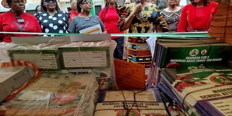 Jubilation as ASUBEB distributes free statutory records to basic schools in Anambra