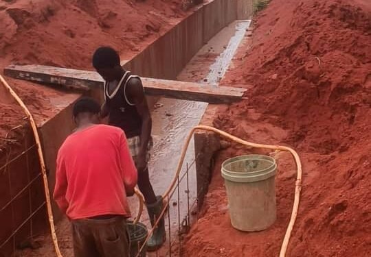 ‎Trans Nkisi Landlords Battle Gully Erosion, Build Massive Drains, Seek Soludo’s Permanent Solution